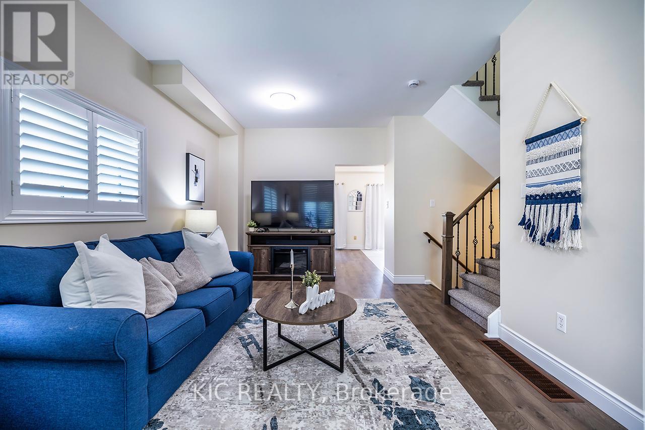 141 Waller Street, Whitby, Ontario L1R 2K7 - Photo 9 - E13147860