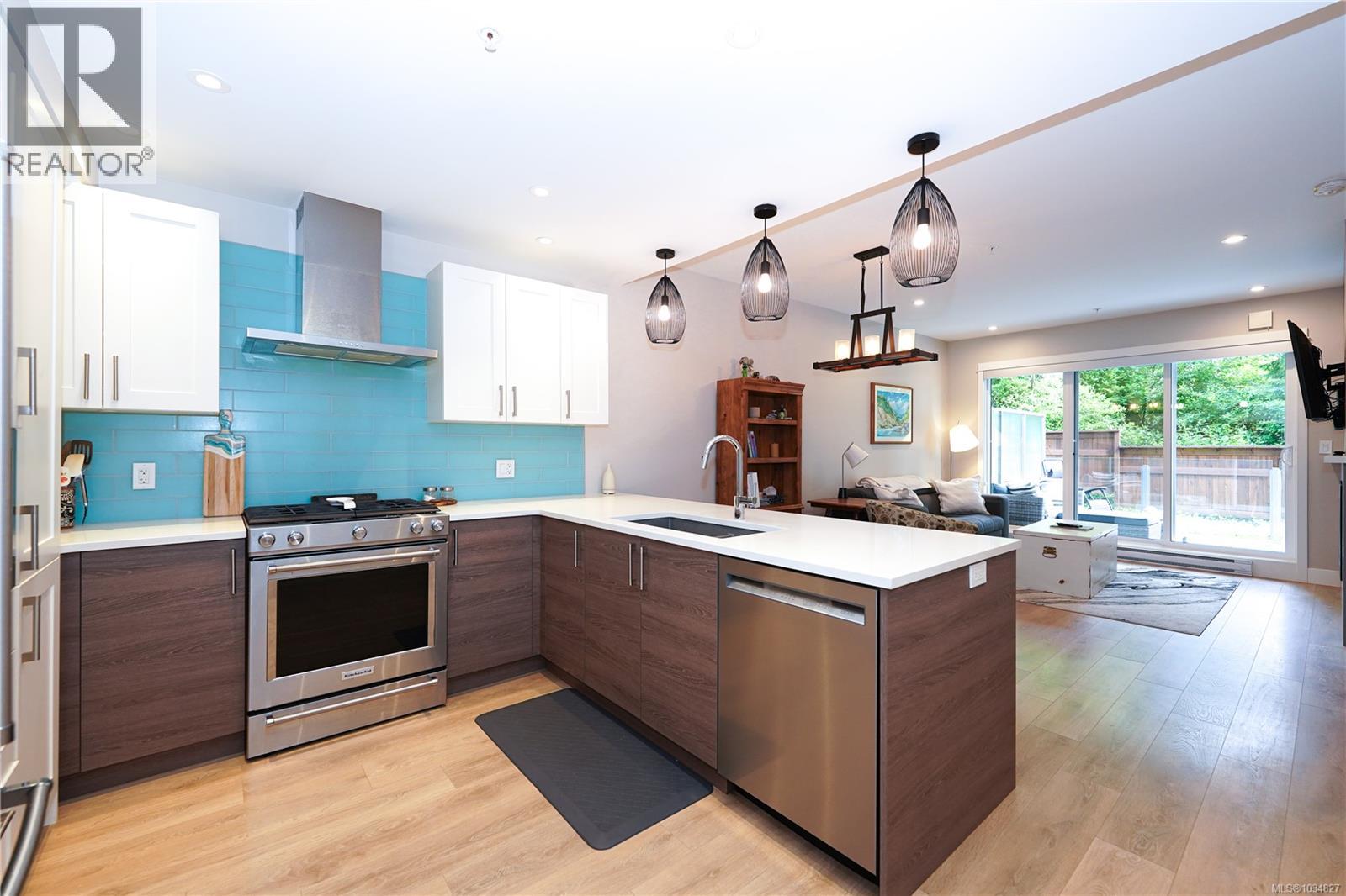 204 1820 Maple Ave S, Sooke, British Columbia  V9Z 0N9 - Photo 4 - 1034827