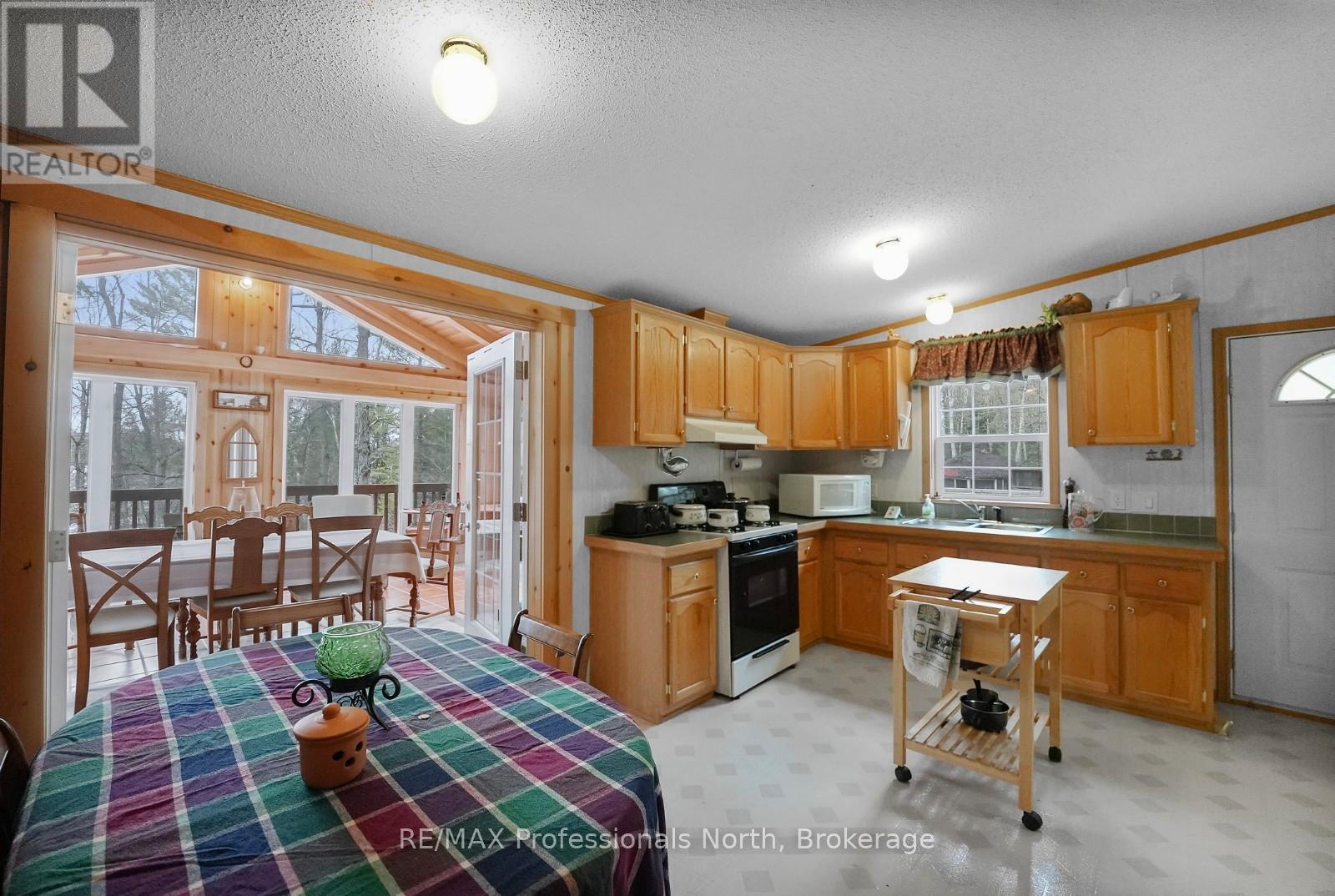 1005 Murrays Road, Dysart Et Al, Ontario  K0M 1S0 - Photo 12 - X13147782