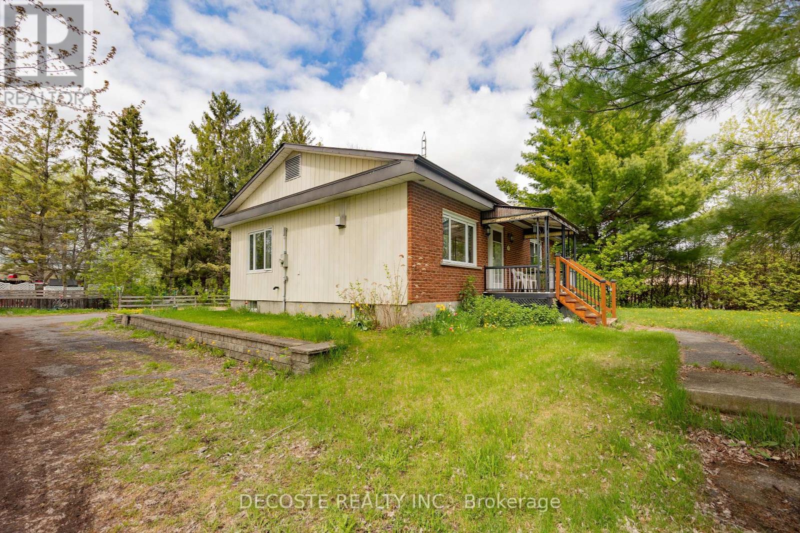 21985 Main Street, North Glengarry, Ontario K0B 1H0 - Photo 16 - X13147878