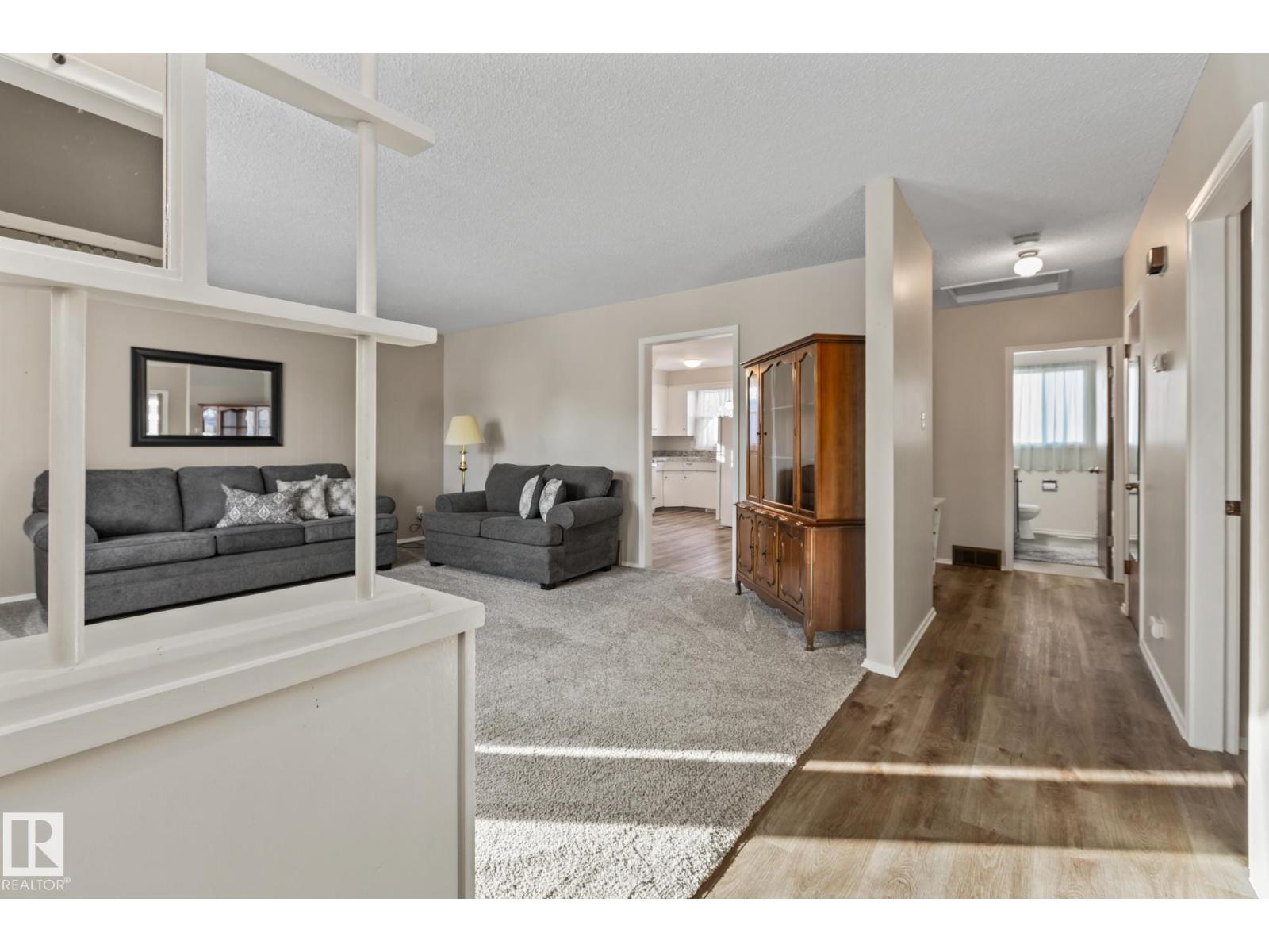 11926/11928 56 St Nw, Edmonton, Alberta  T5W 3S9 - Photo 3 - E4488711