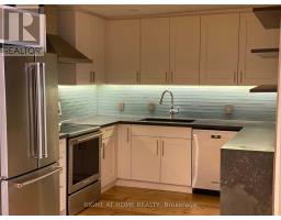 22 CROFT STREET, Toronto, Ontario