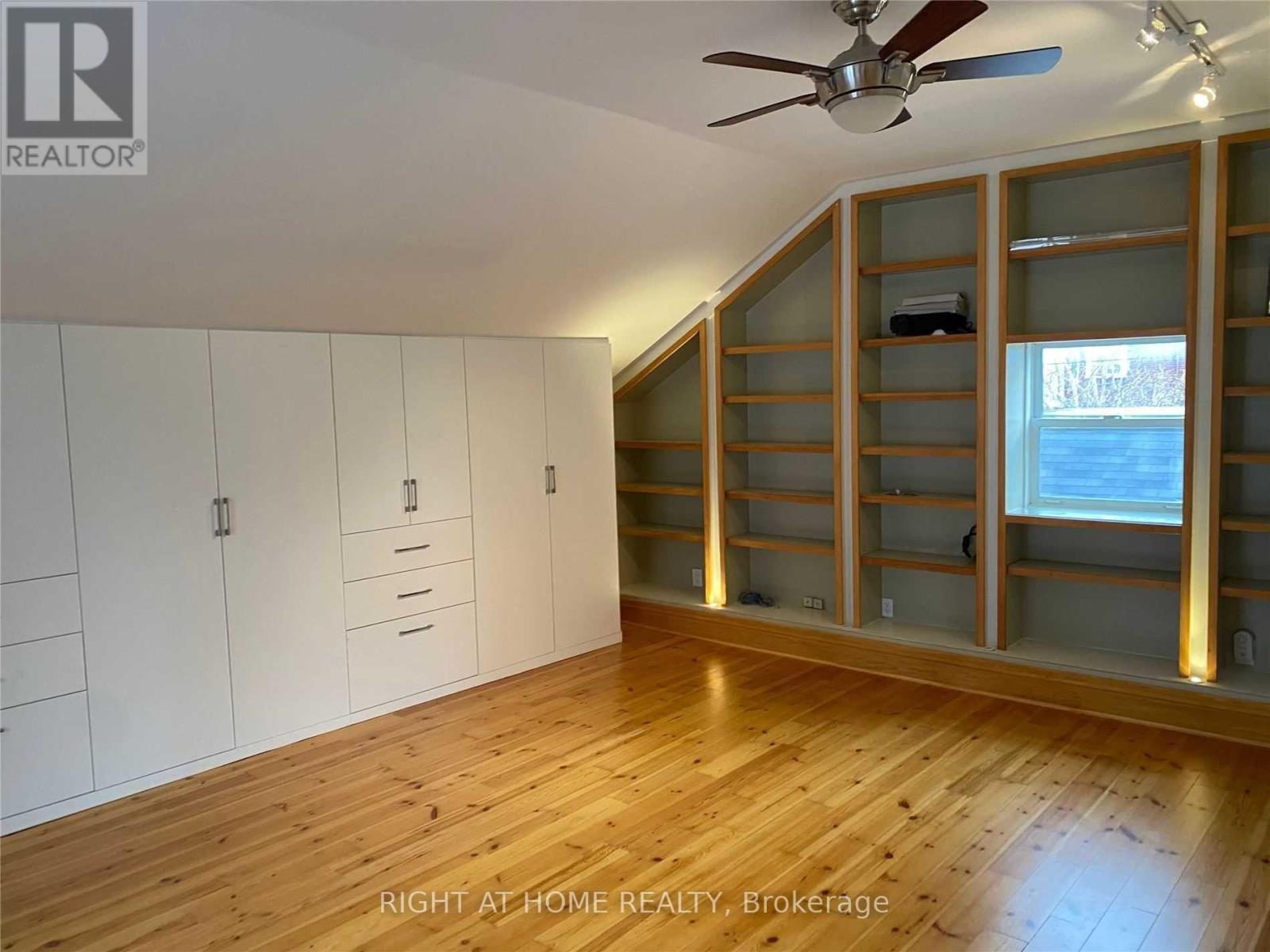 22 Croft Street, Toronto, Ontario  M5S 2N8 - Photo 16 - C13147766