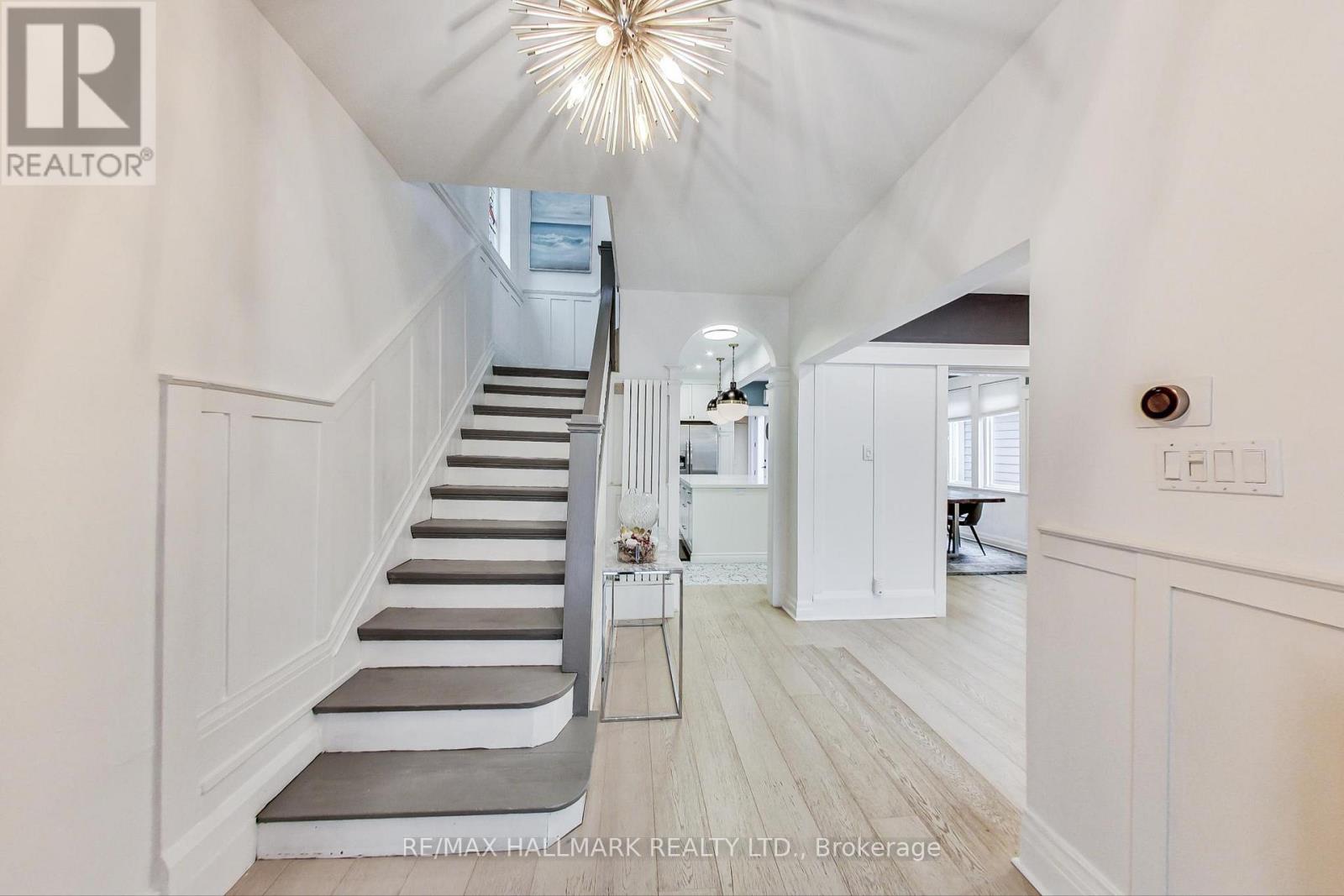 107 Neville Park Boulevard, Toronto, Ontario  M4E 3P7 - Photo 11 - E13147768