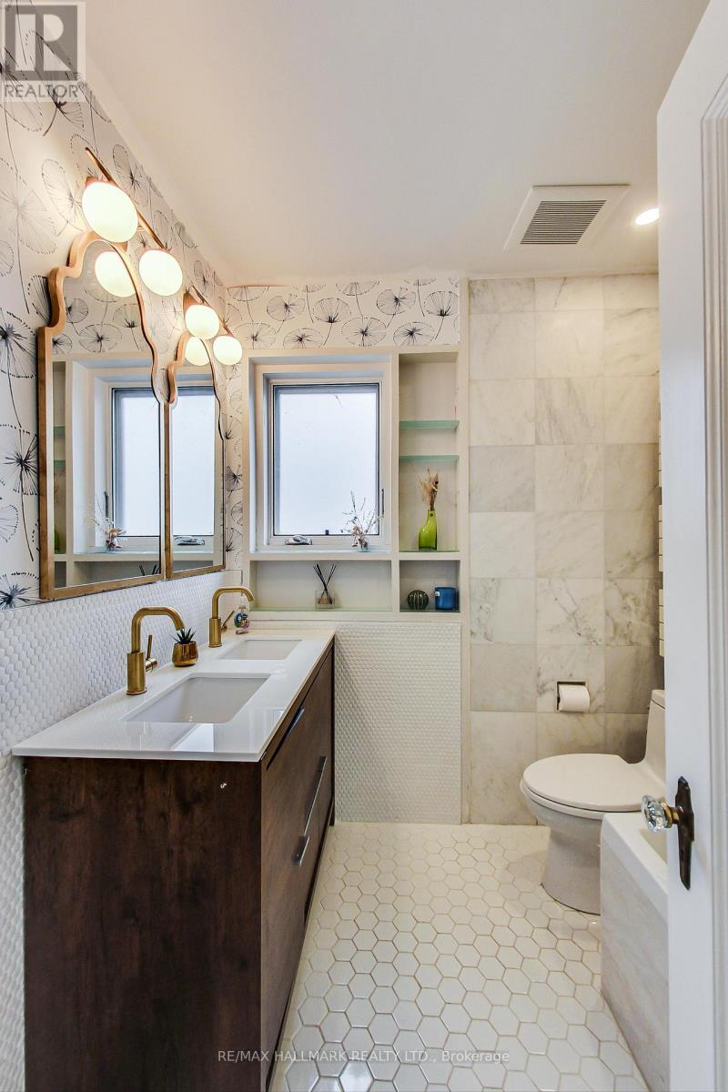 107 Neville Park Boulevard, Toronto, Ontario  M4E 3P7 - Photo 39 - E13147768
