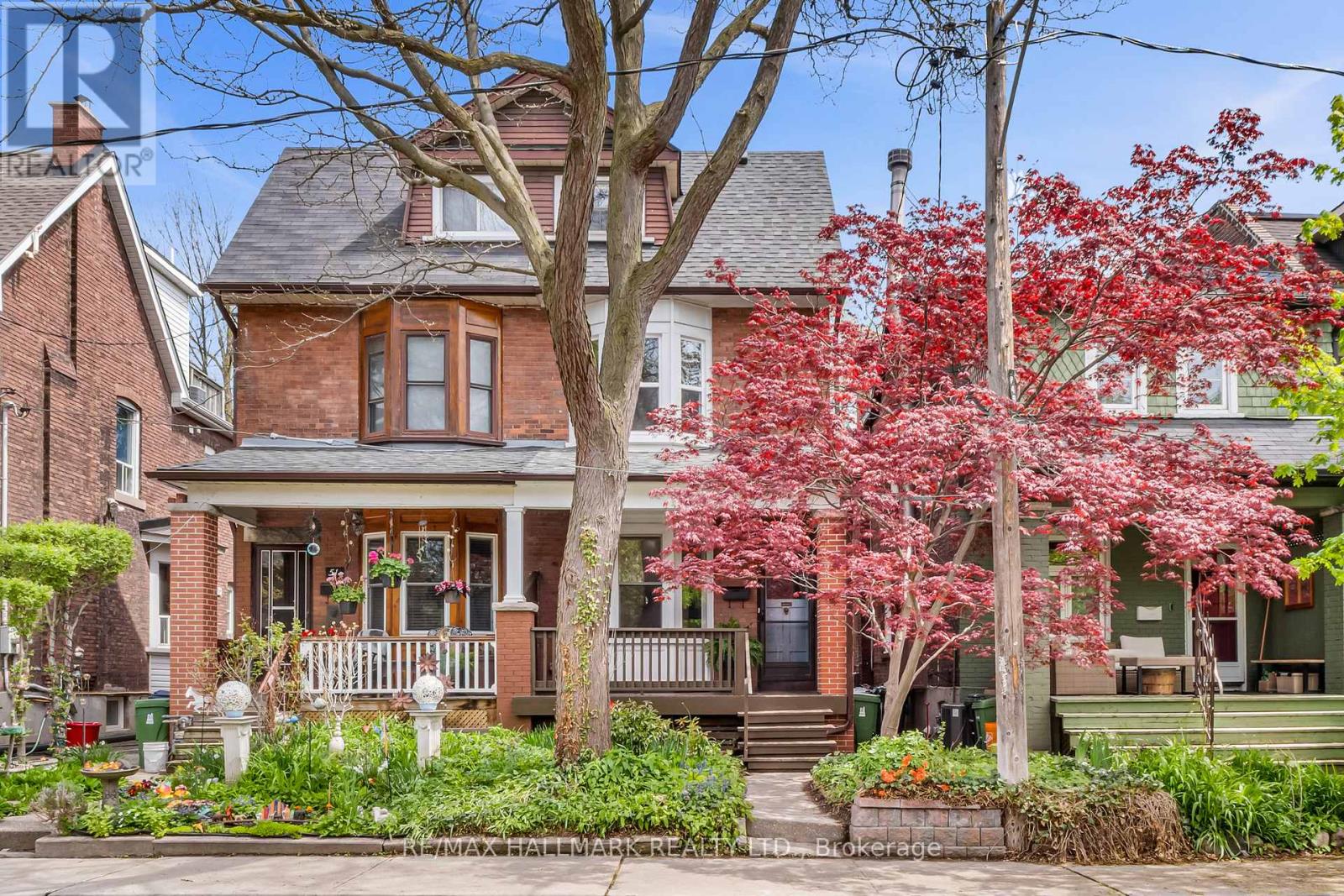 49 RAVINA CRESCENT, Toronto, Ontario