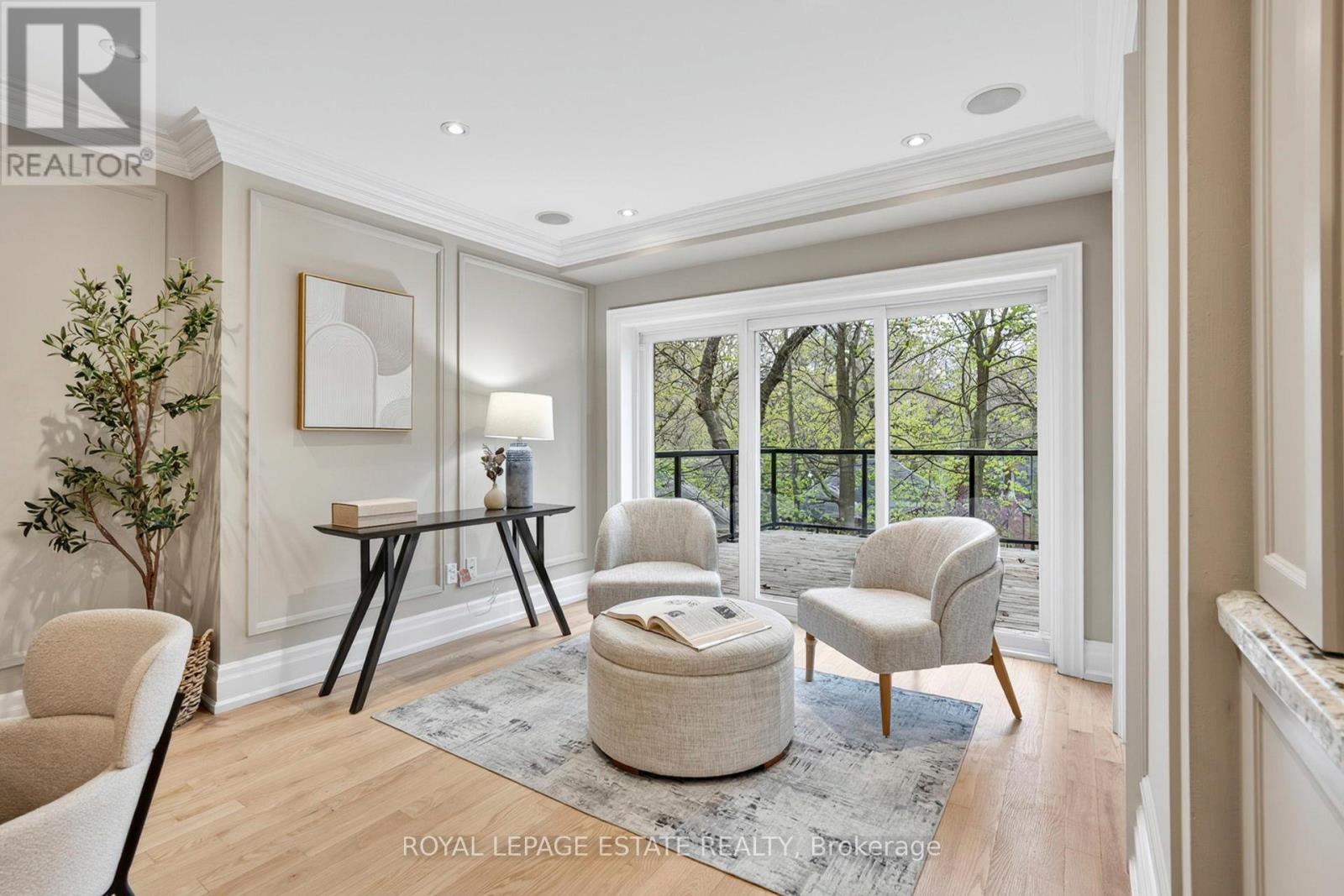 63 Beaufort Road, Toronto, Ontario  M4E 1M8 - Photo 15 - E13147864