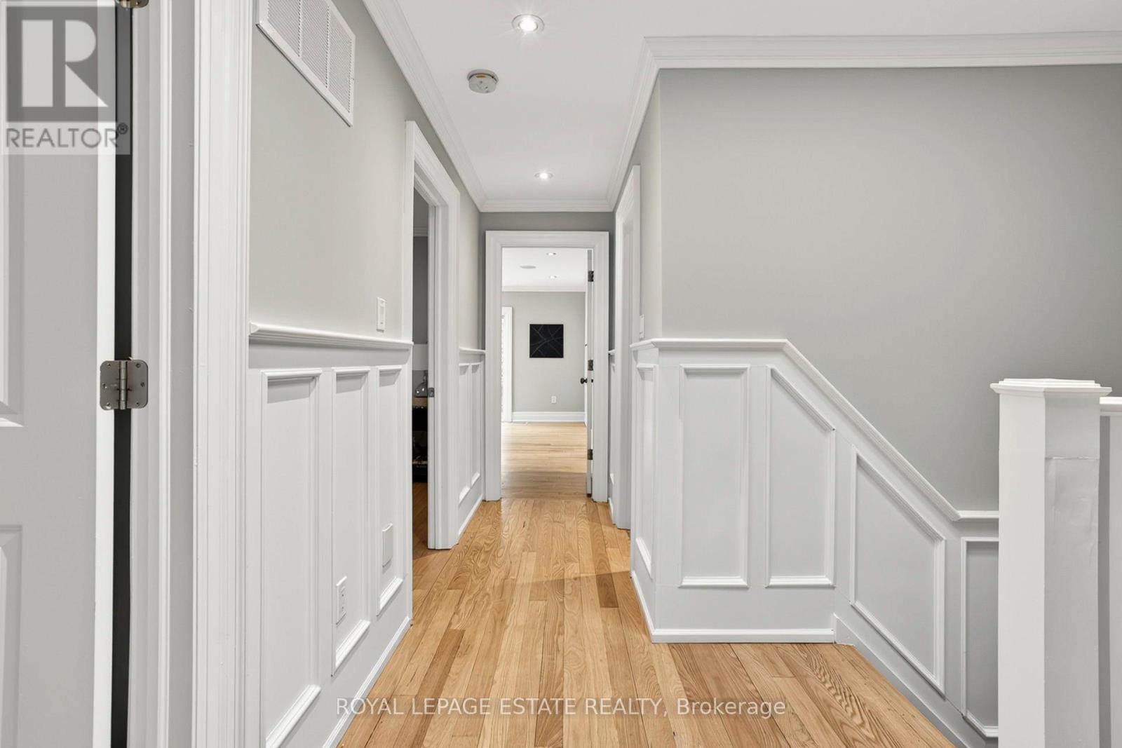 63 Beaufort Road, Toronto, Ontario  M4E 1M8 - Photo 19 - E13147864