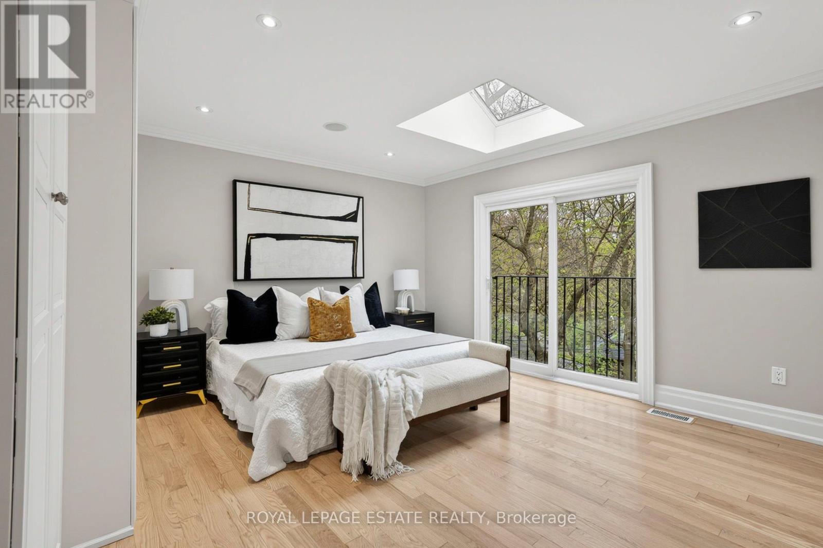 63 Beaufort Road, Toronto, Ontario  M4E 1M8 - Photo 20 - E13147864