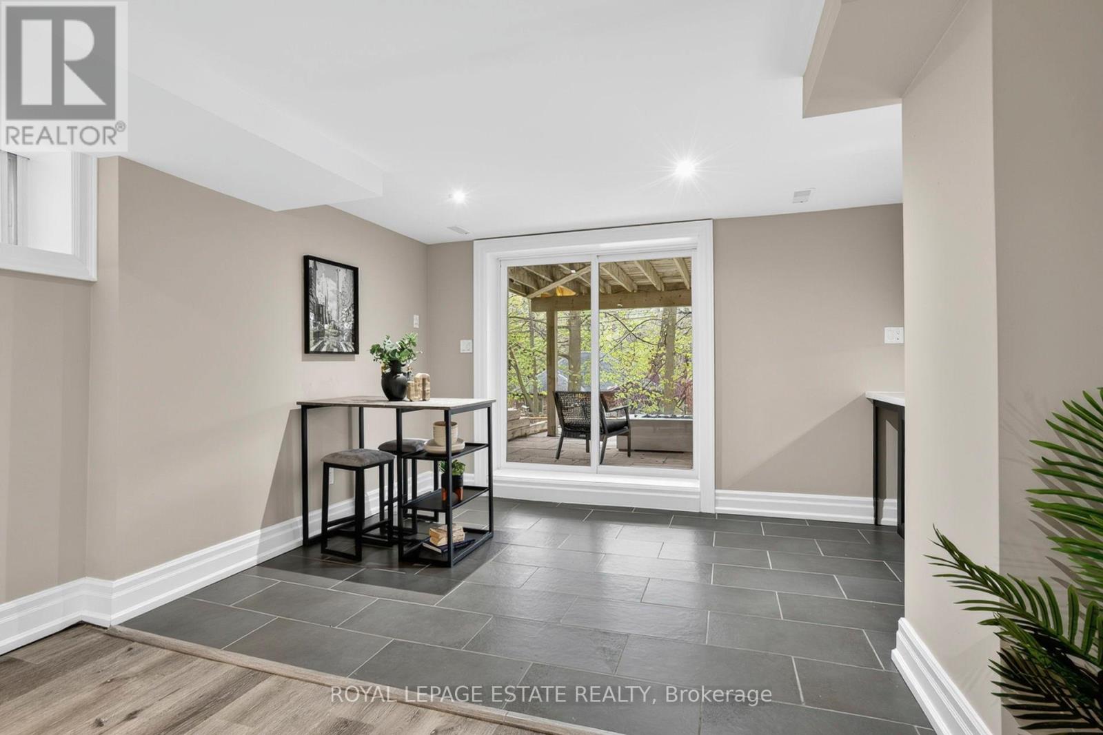 63 Beaufort Road, Toronto, Ontario  M4E 1M8 - Photo 29 - E13147864