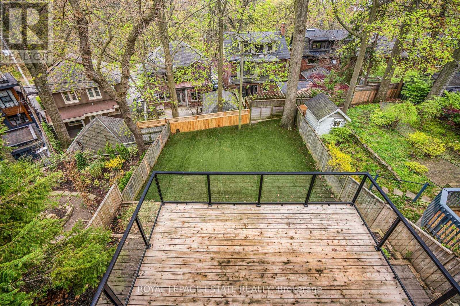 63 Beaufort Road, Toronto, Ontario  M4E 1M8 - Photo 39 - E13147864