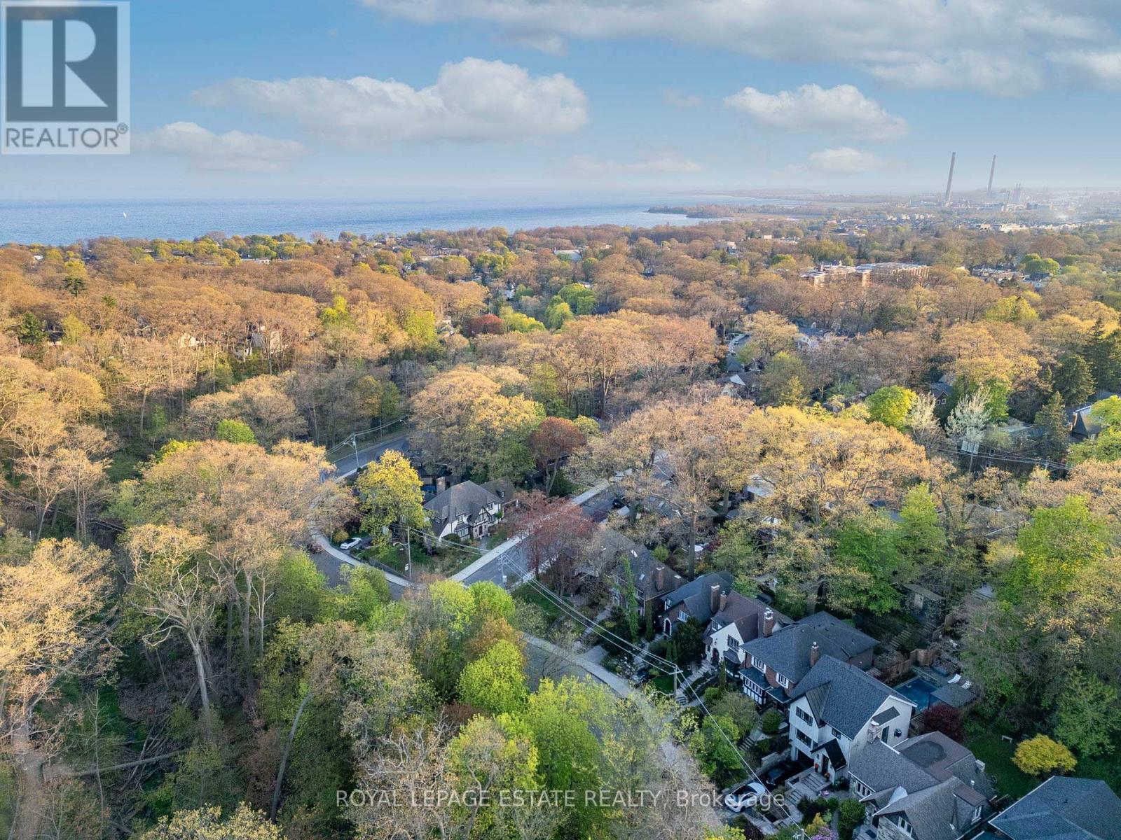 63 Beaufort Road, Toronto, Ontario  M4E 1M8 - Photo 44 - E13147864