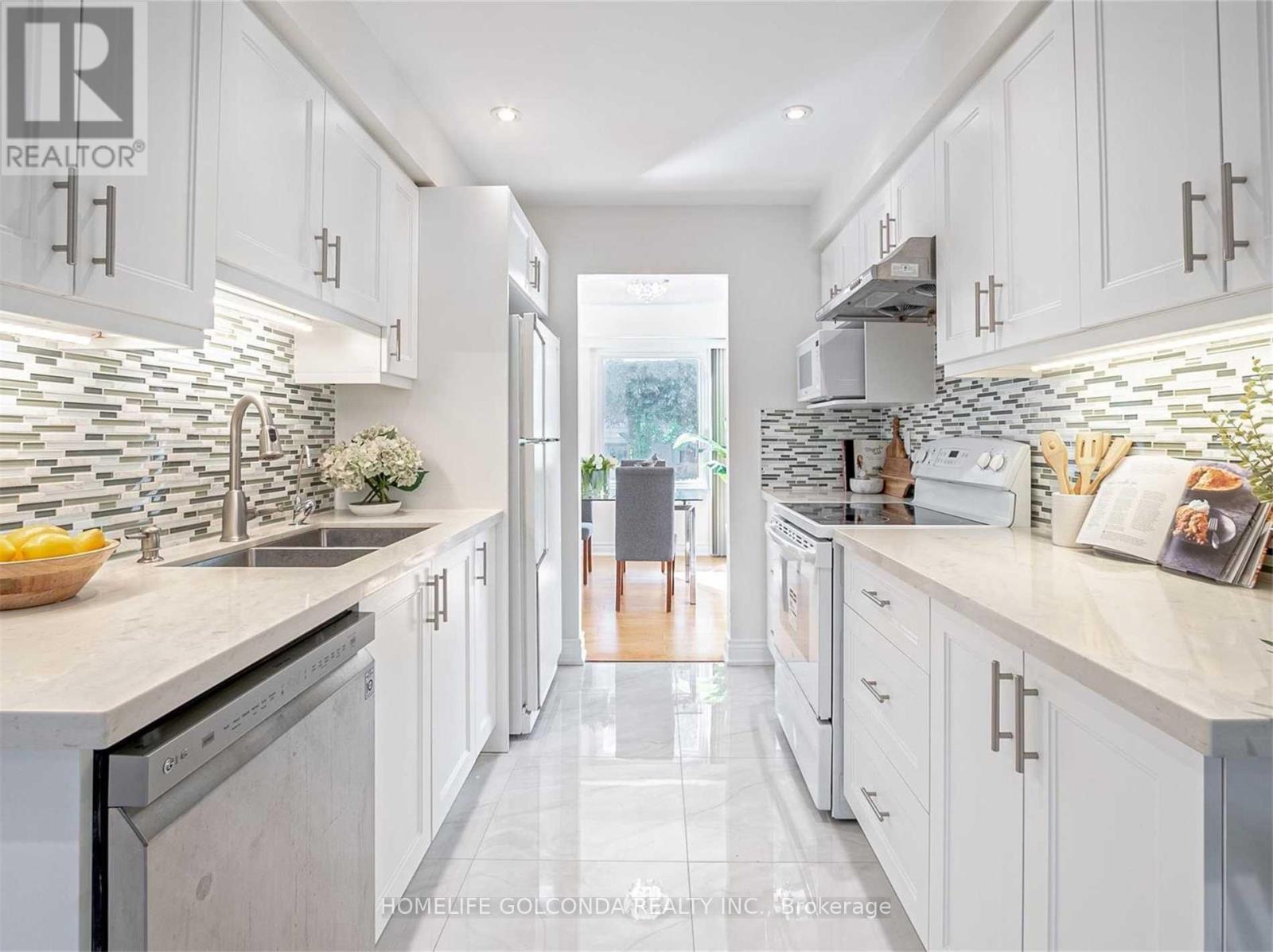 166 Placentia Boulevard, Toronto, Ontario  M1S 4H1 - Photo 5 - E13147900