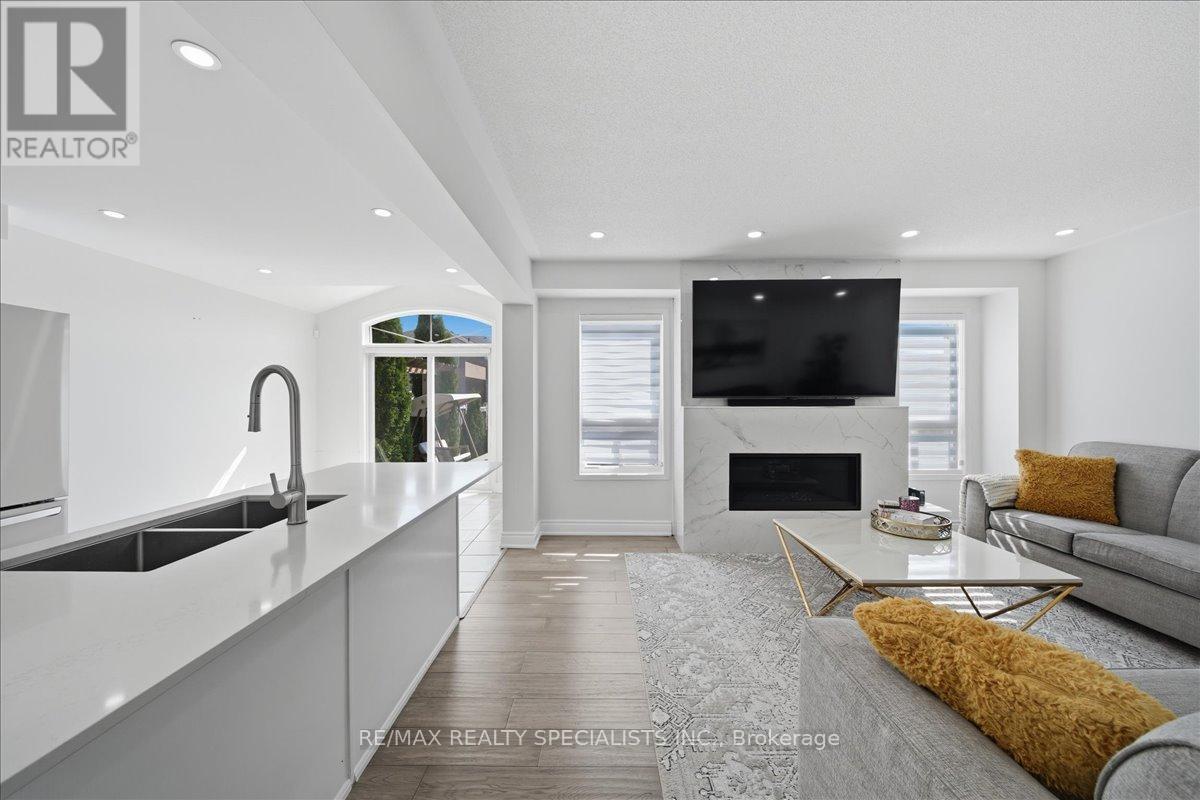 164 Webb Street, Bradford West Gwillimbury, Ontario  L3Z 0P8 - Photo 14 - N13147832