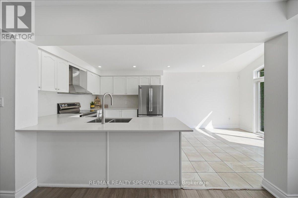 164 Webb Street, Bradford West Gwillimbury, Ontario  L3Z 0P8 - Photo 20 - N13147832