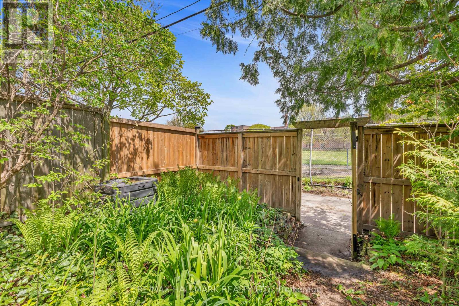 49 Ravina Crescent, Toronto, Ontario  M4J 3L9 - Photo 43 - E13147776