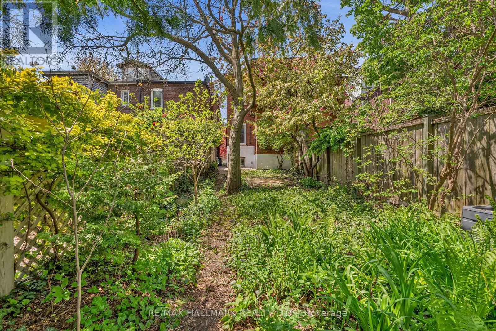 49 Ravina Crescent, Toronto, Ontario  M4J 3L9 - Photo 46 - E13147776