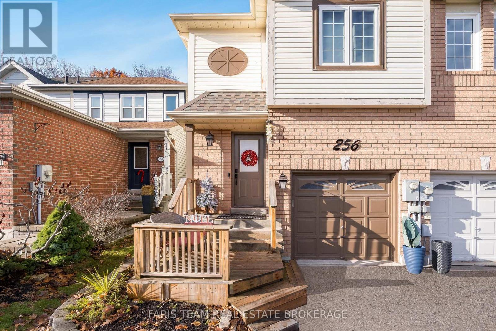 256 Ferndale Drive S, Barrie, Ontario  L4N 8J9 - Photo 4 - S13147796