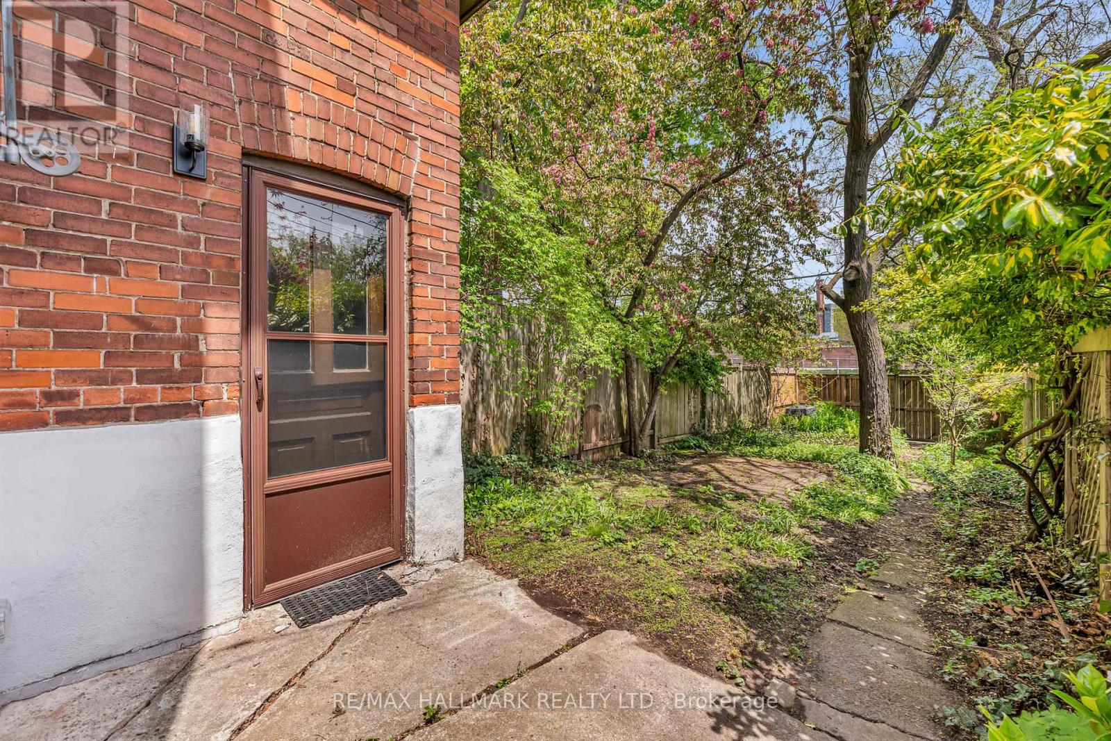 49 Ravina Crescent, Toronto, Ontario  M4J 3L9 - Photo 38 - E13147776