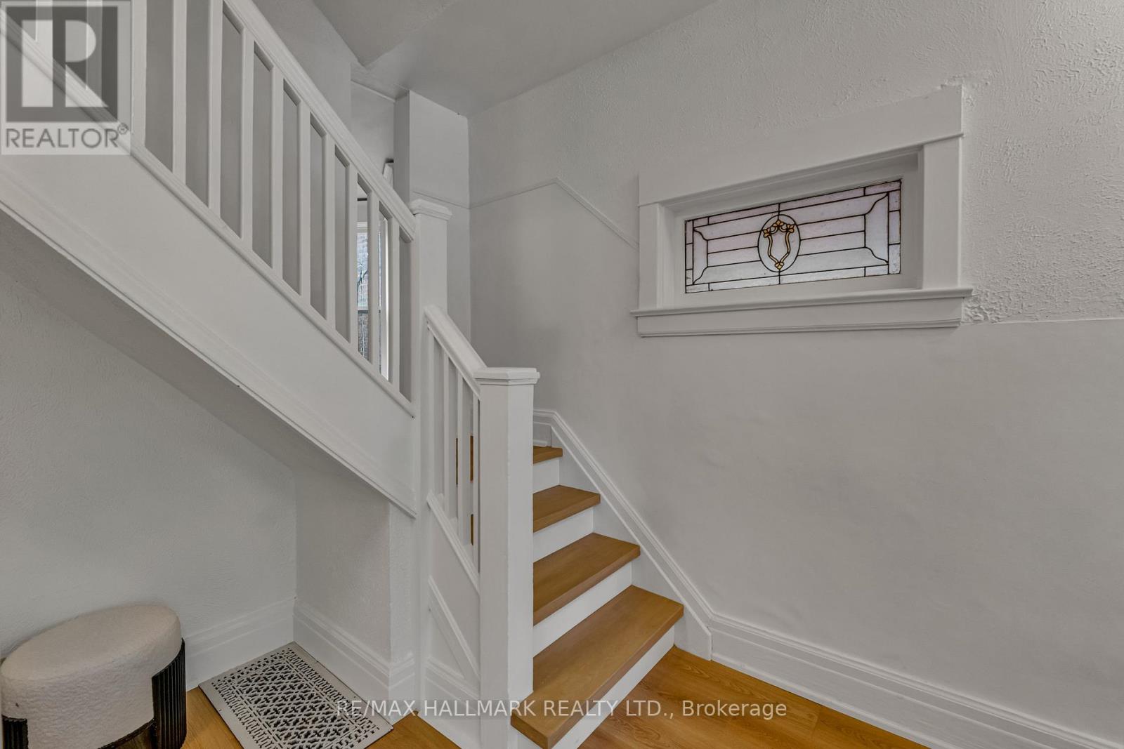 49 Ravina Crescent, Toronto, Ontario  M4J 3L9 - Photo 5 - E13147776