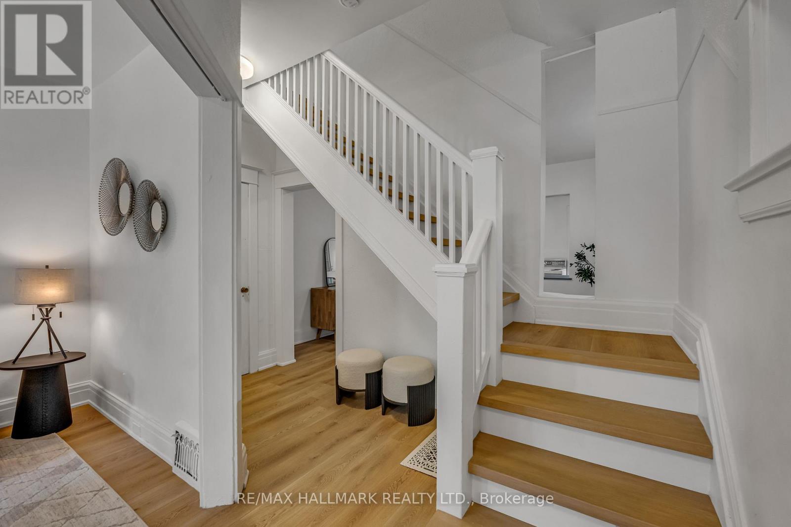 49 Ravina Crescent, Toronto, Ontario  M4J 3L9 - Photo 4 - E13147776
