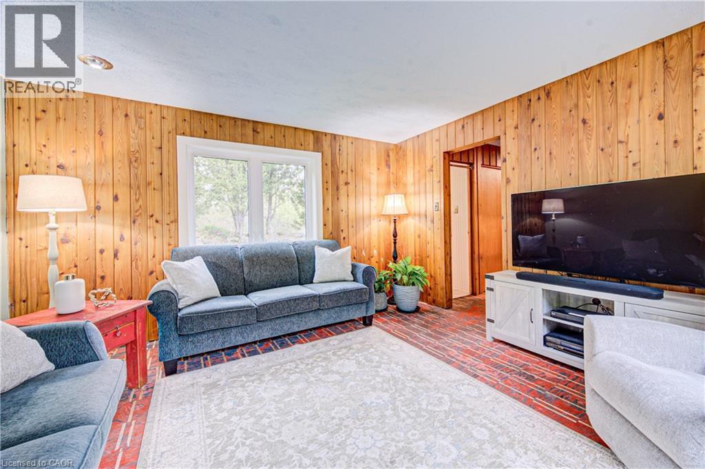 536 Concession 11 Road E, Freelton, Ontario  L8B 1J1 - Photo 8 - 40830747