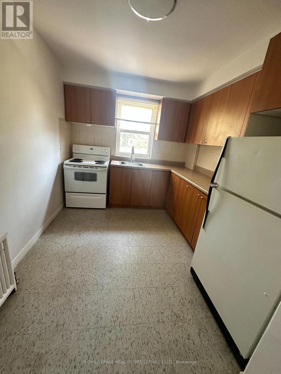 302 - 55a Long Branch Avenue, Toronto, Ontario  M8W 3J1 - Photo 7 - W12941218