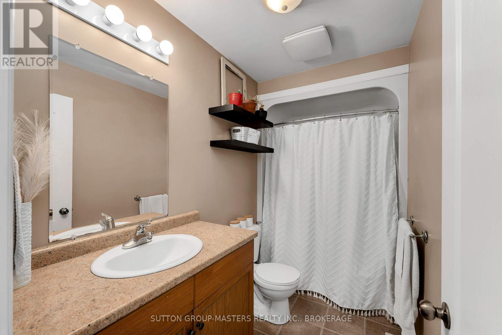 484 Nelson Street, Kingston (East Of Sir John A. Blvd), Ontario  K7K 4N5 - Photo 12 - X13147760