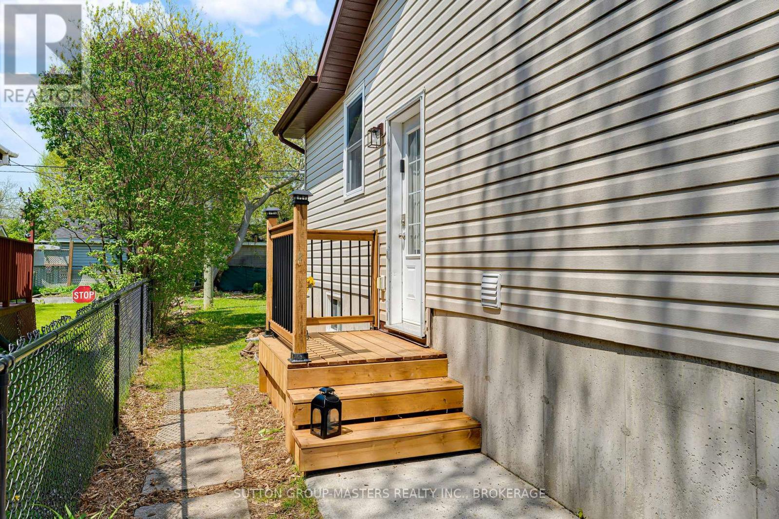 484 Nelson Street, Kingston (East Of Sir John A. Blvd), Ontario  K7K 4N5 - Photo 3 - X13147760