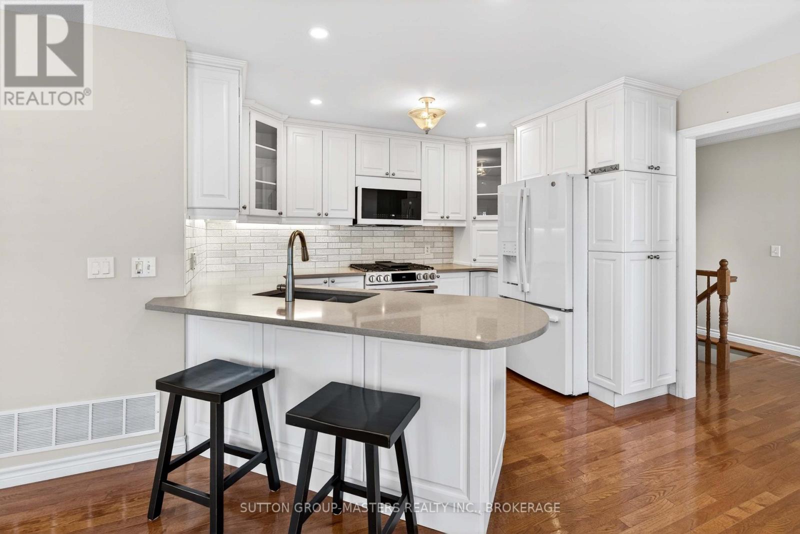 110 Britannia Crescent, Loyalist (Bath), Ontario  K0H 1G0 - Photo 11 - X13147896