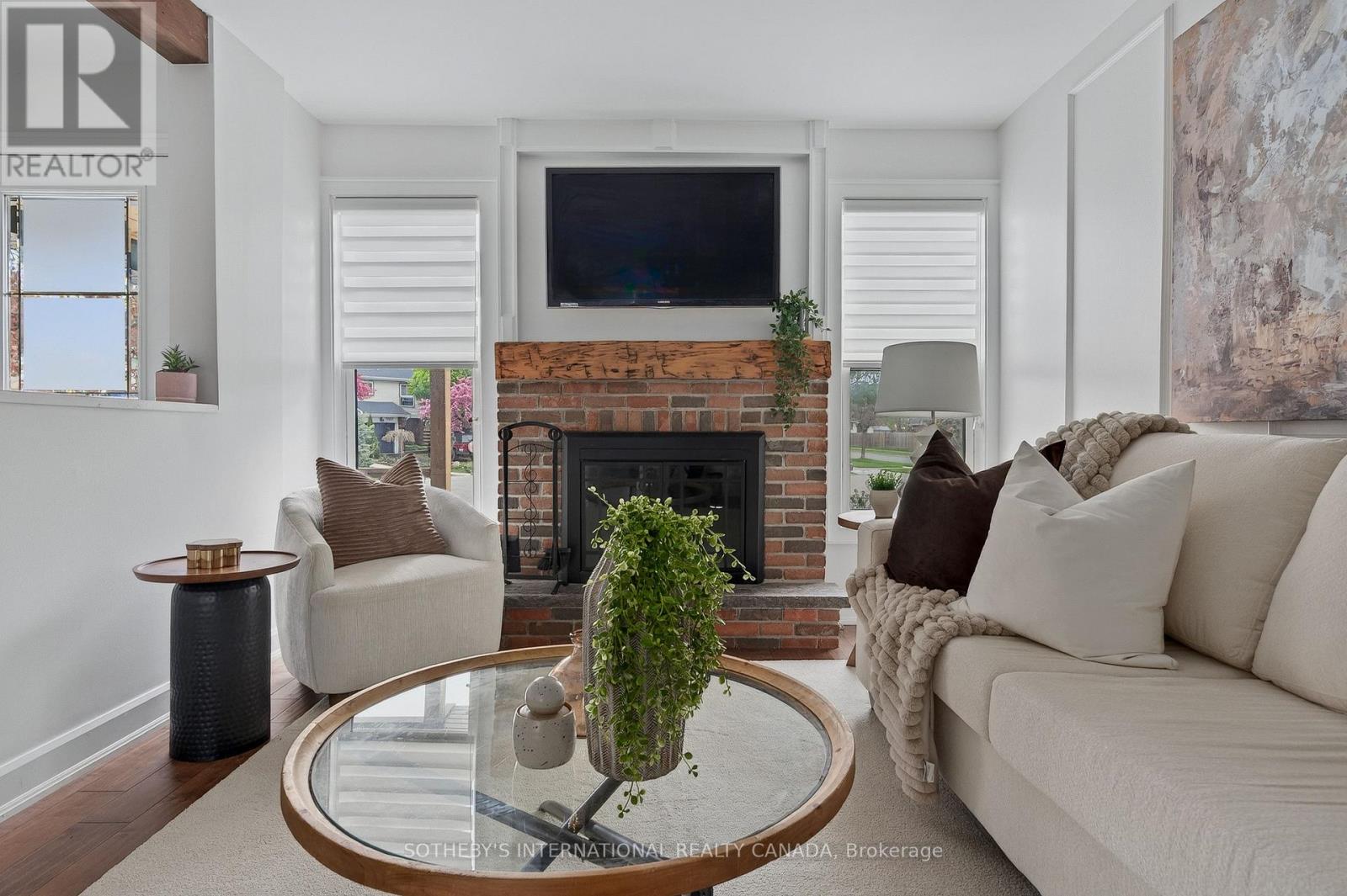 2908 Bramshaw Gardens, Mississauga, Ontario  L5N 1S3 - Photo 4 - W13147794