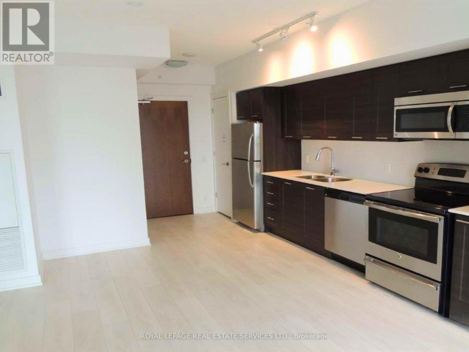 2210 - 2220 Lakeshore Boulevard W, Toronto, Ontario  M8V 0C1 - Photo 2 - W13147842