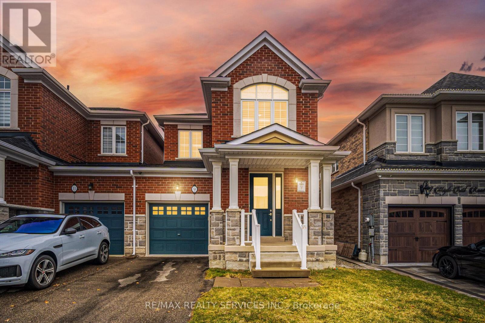 9 Maple Trail Road, Caledon, Ontario  L7C 3Z3 - Photo 1 - W13147870