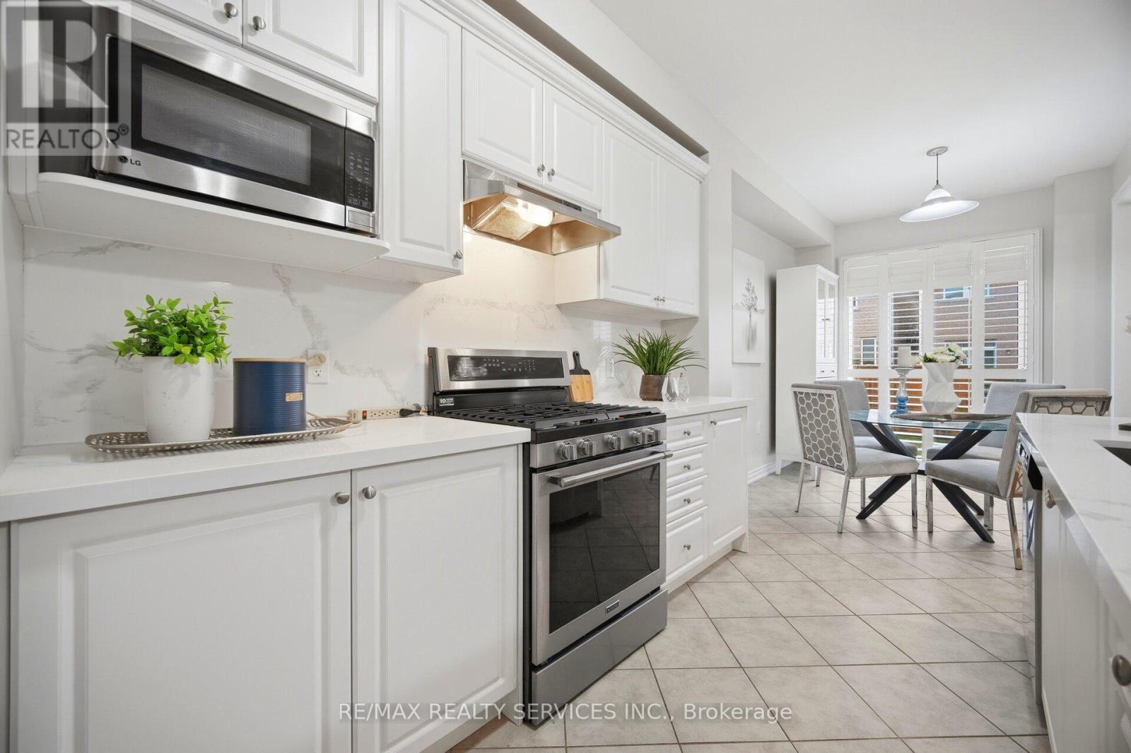 9 Maple Trail Road, Caledon, Ontario  L7C 3Z3 - Photo 18 - W13147870