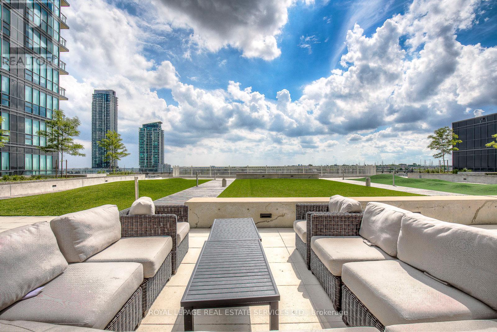 3908 - 4011 Brickstone Mews, Mississauga, Ontario  L5B 0G3 - Photo 42 - W13147894