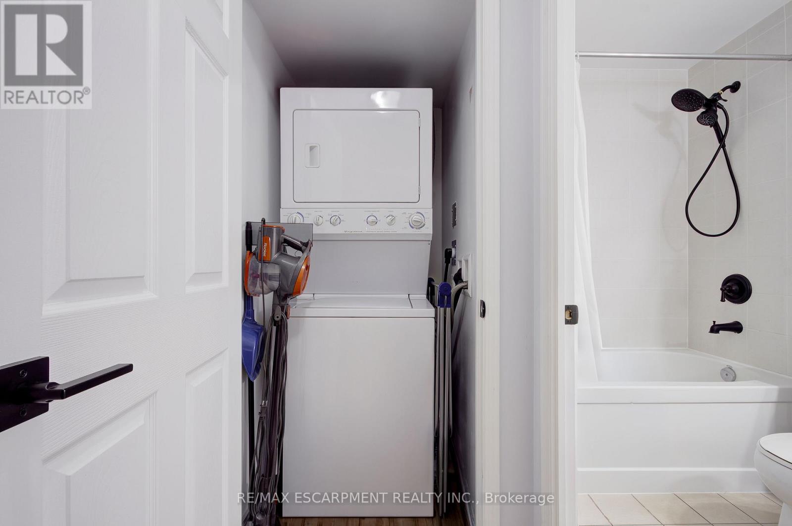 1009 - 3 Michael Power Place, Toronto, Ontario  M9A 0A2 - Photo 19 - W13147918