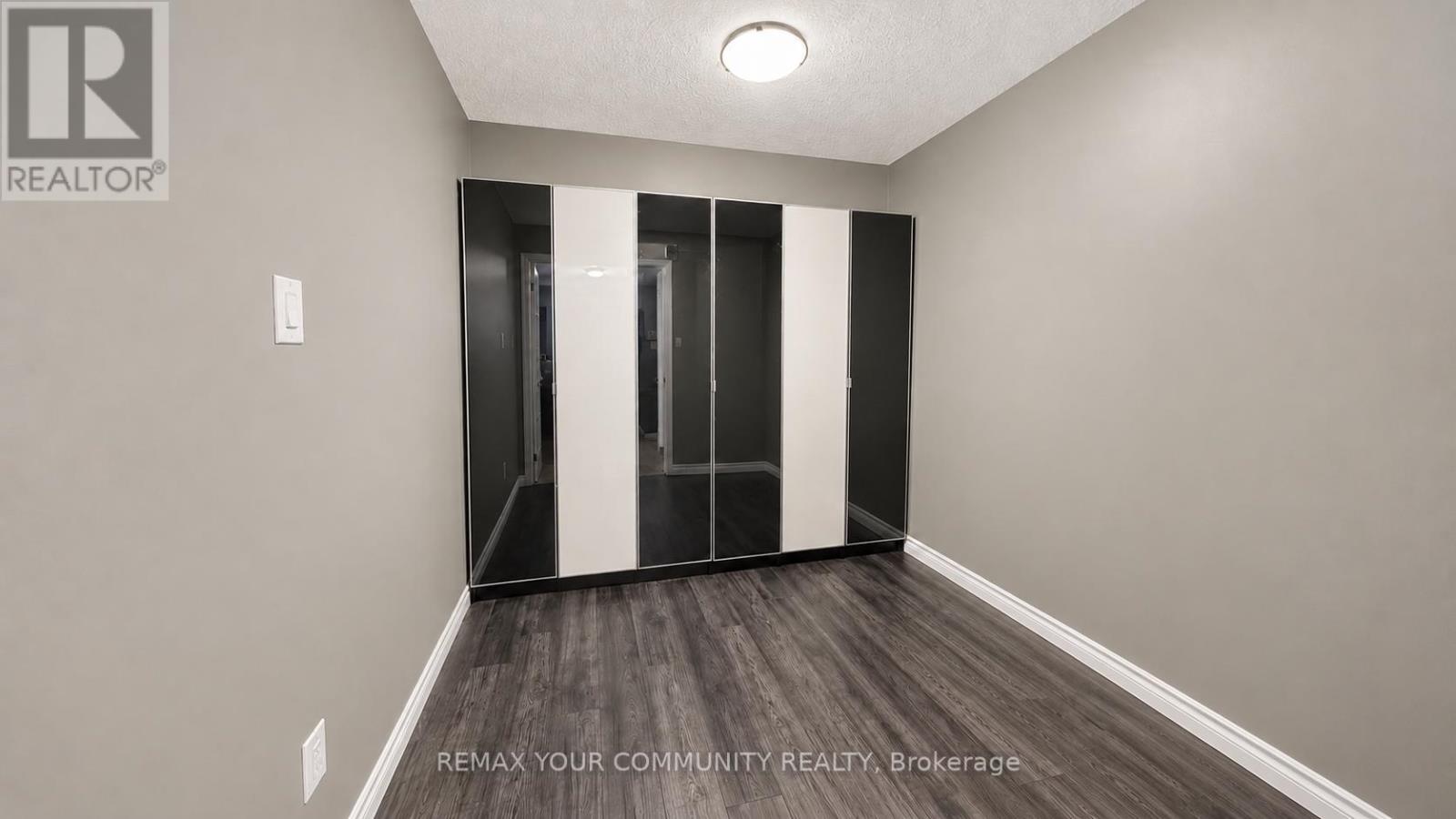 2413 - 9 George Street N, Brampton, Ontario  L6X 0T6 - Photo 5 - W13147926