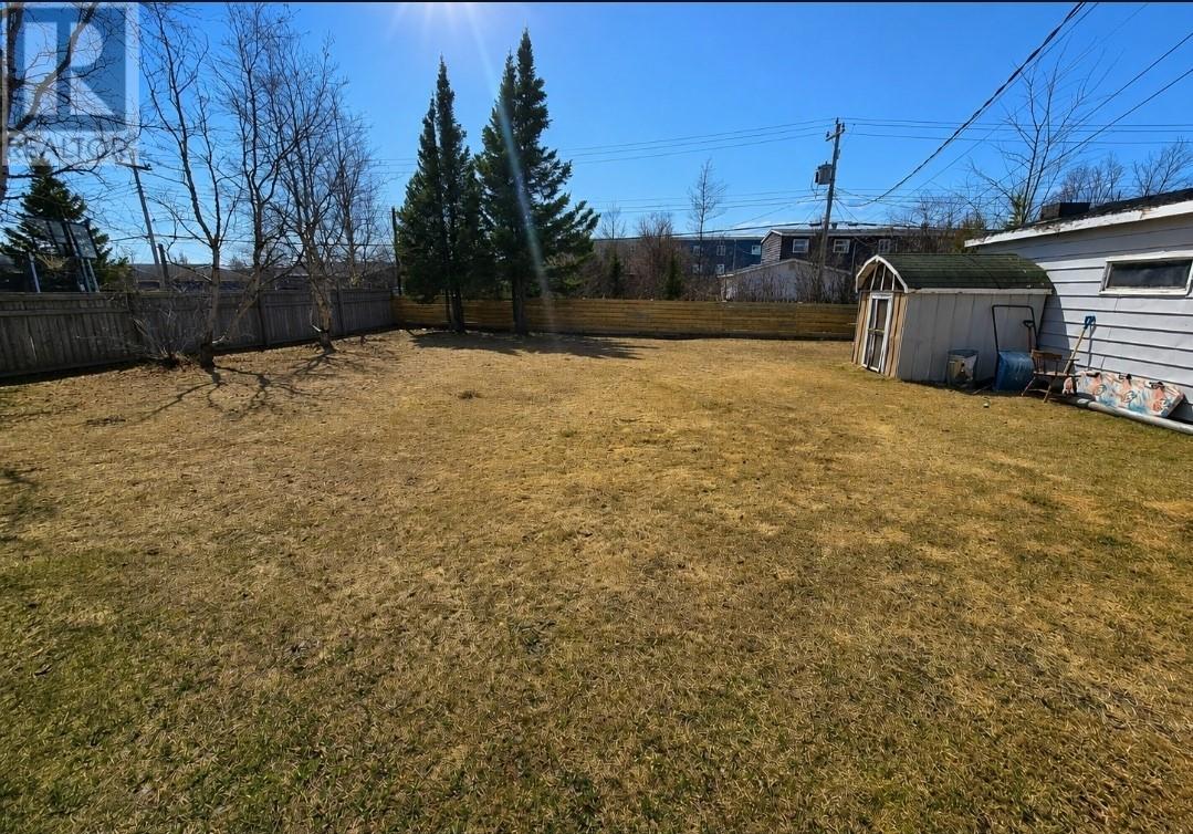 32 Guy Street, Wabush, Newfoundland & Labrador  A0R 1B0 - Photo 2 - 1297765