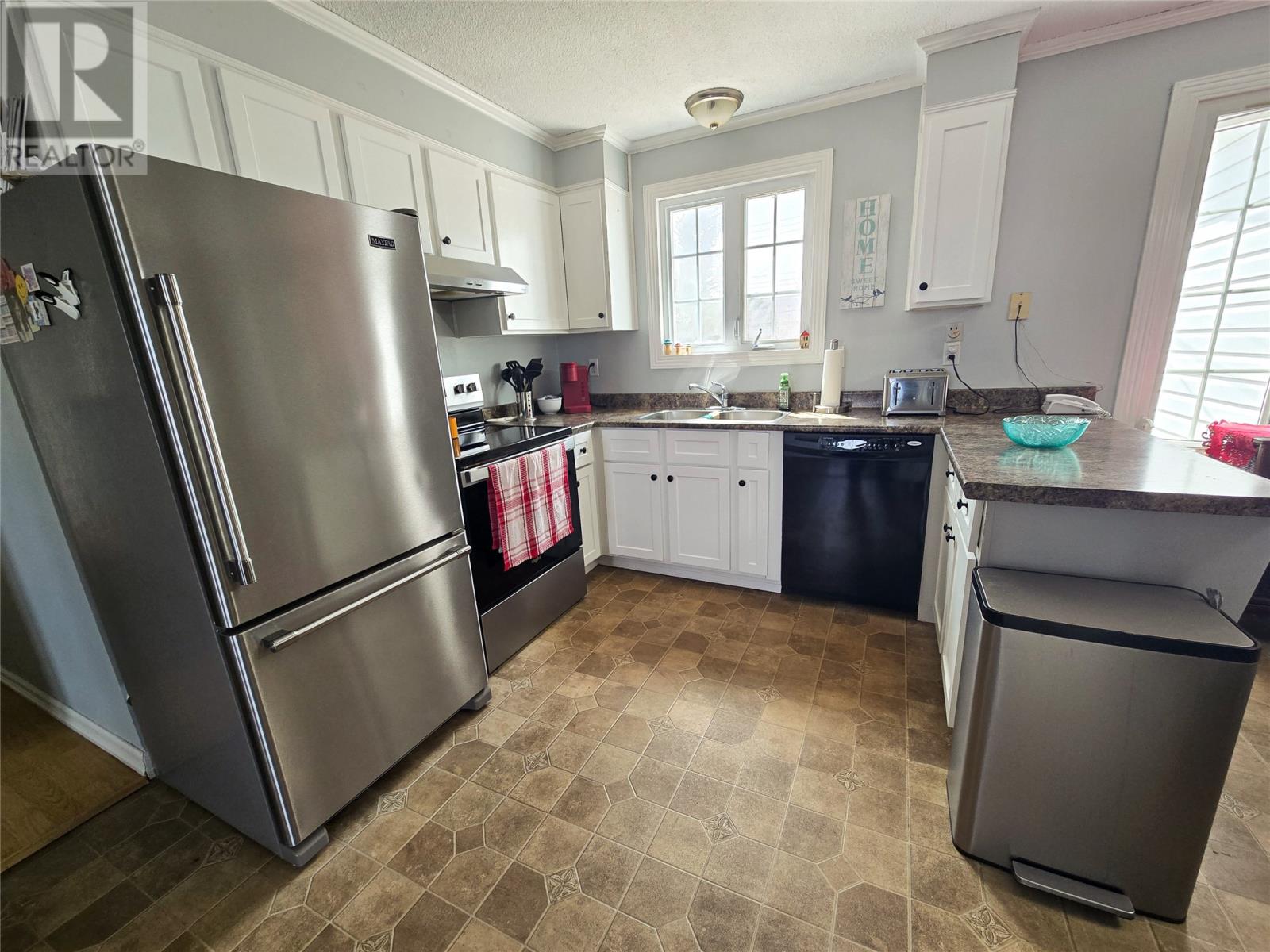 32 Guy Street, Wabush, Newfoundland & Labrador  A0R 1B0 - Photo 6 - 1297765