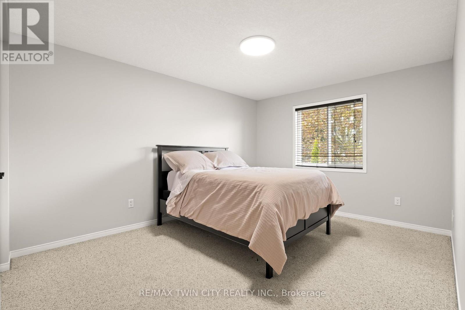 635 Bonavista Drive, Waterloo, Ontario  N2K 4B3 - Photo 33 - X13147848