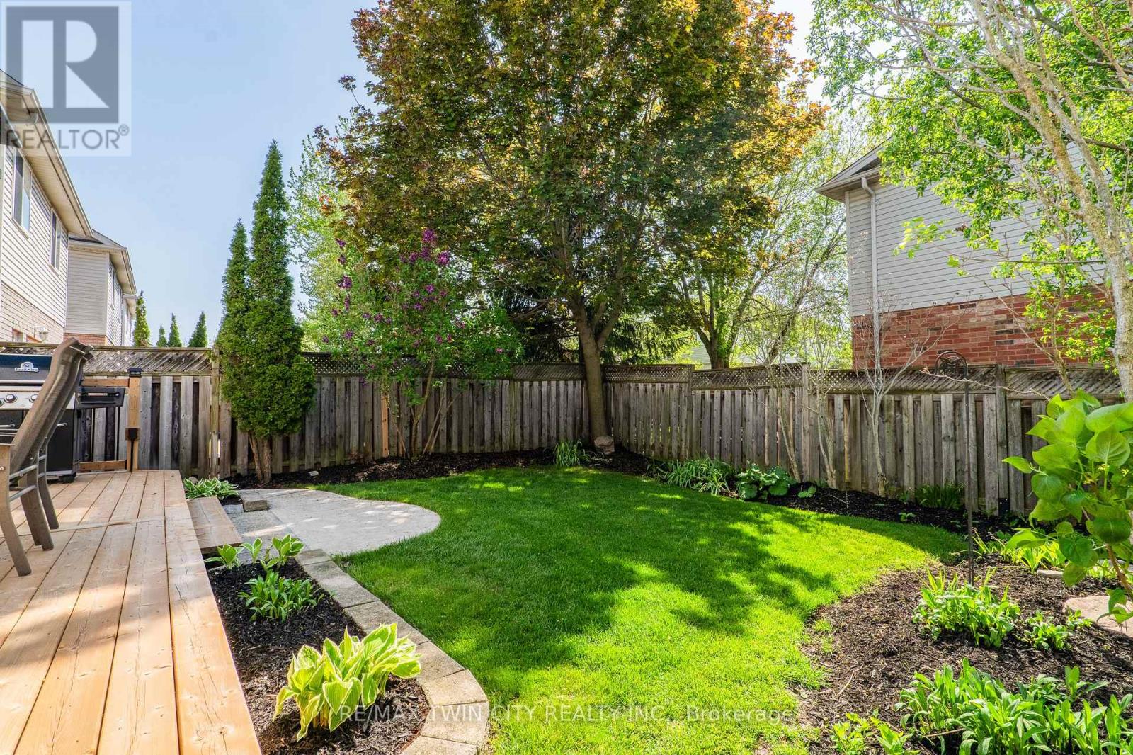 635 Bonavista Drive, Waterloo, Ontario  N2K 4B3 - Photo 46 - X13147848