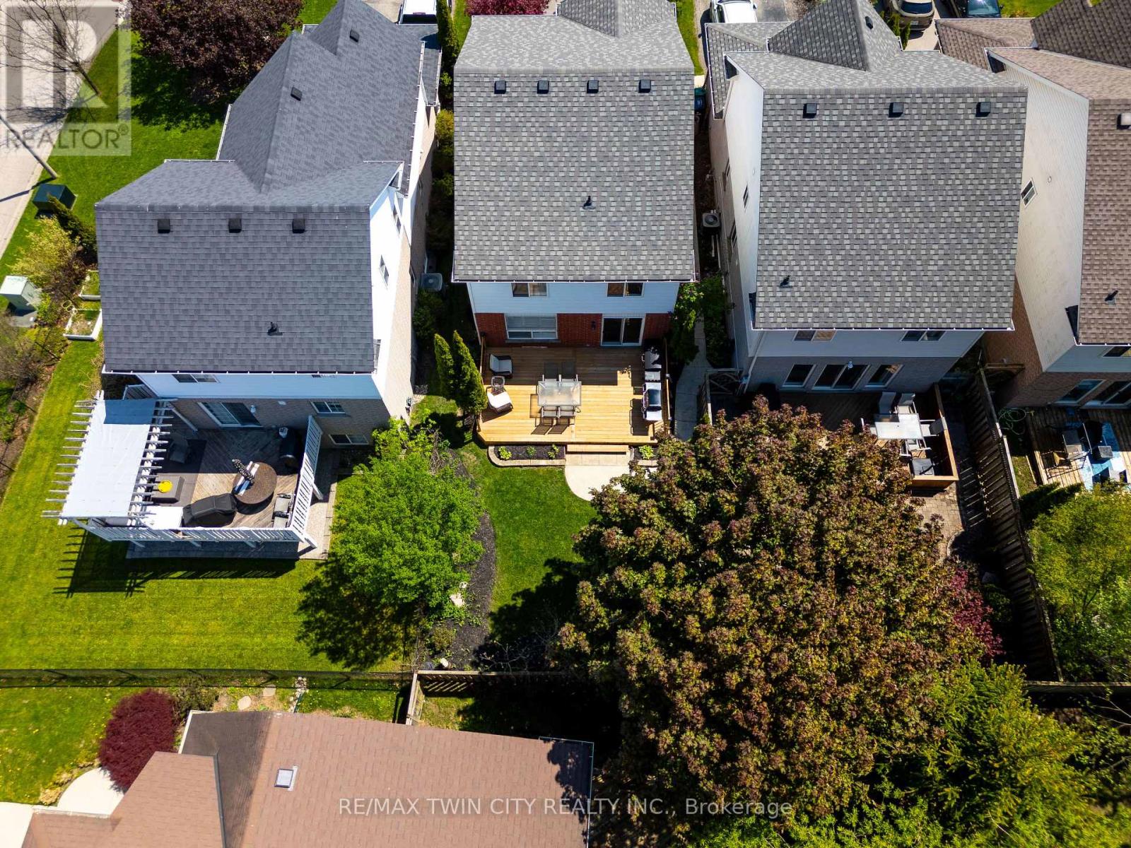 635 Bonavista Drive, Waterloo, Ontario  N2K 4B3 - Photo 47 - X13147848