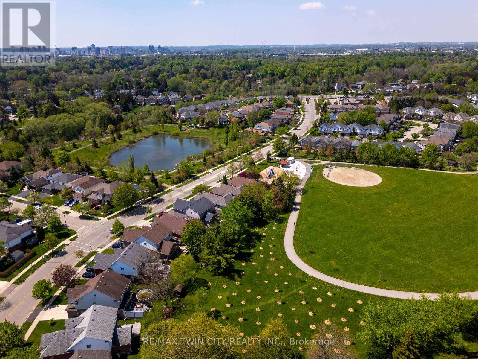 635 Bonavista Drive, Waterloo, Ontario  N2K 4B3 - Photo 49 - X13147848