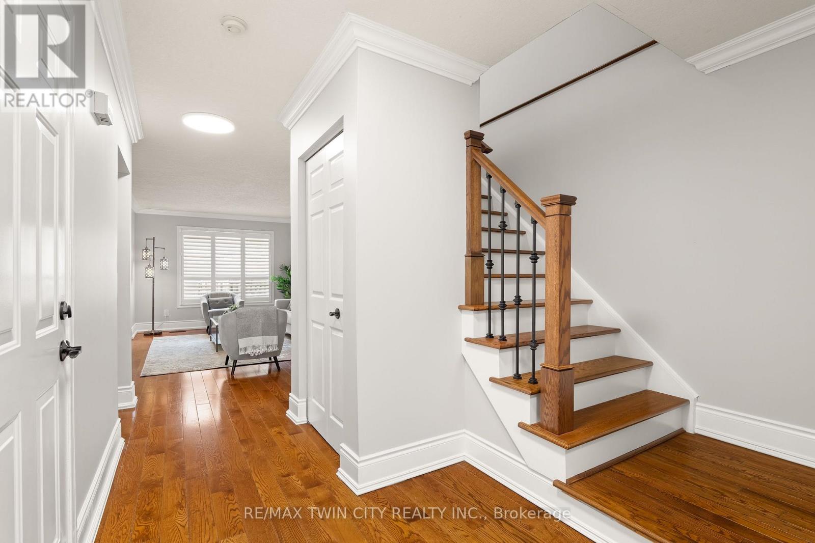 635 Bonavista Drive, Waterloo, Ontario  N2K 4B3 - Photo 7 - X13147848