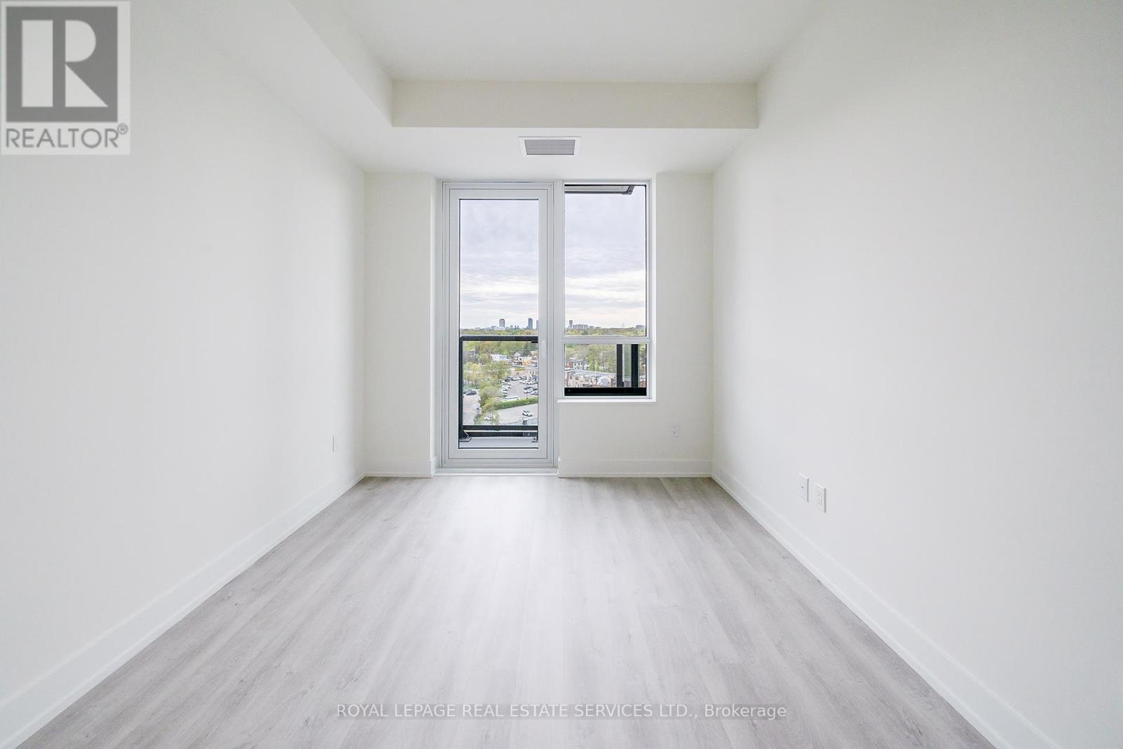1207 - 60 Central Park Road Way, Toronto, Ontario  M9A 0E6 - Photo 14 - W13143230