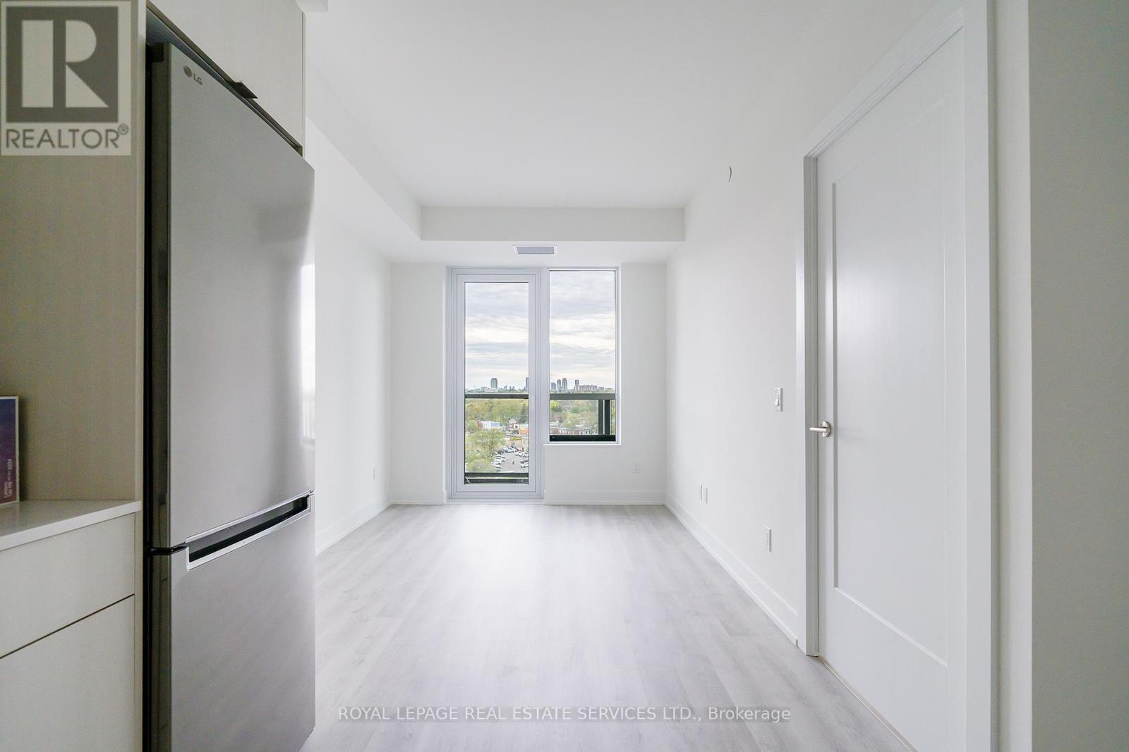 1207 - 60 Central Park Road Way, Toronto, Ontario  M9A 0E6 - Photo 24 - W13143230