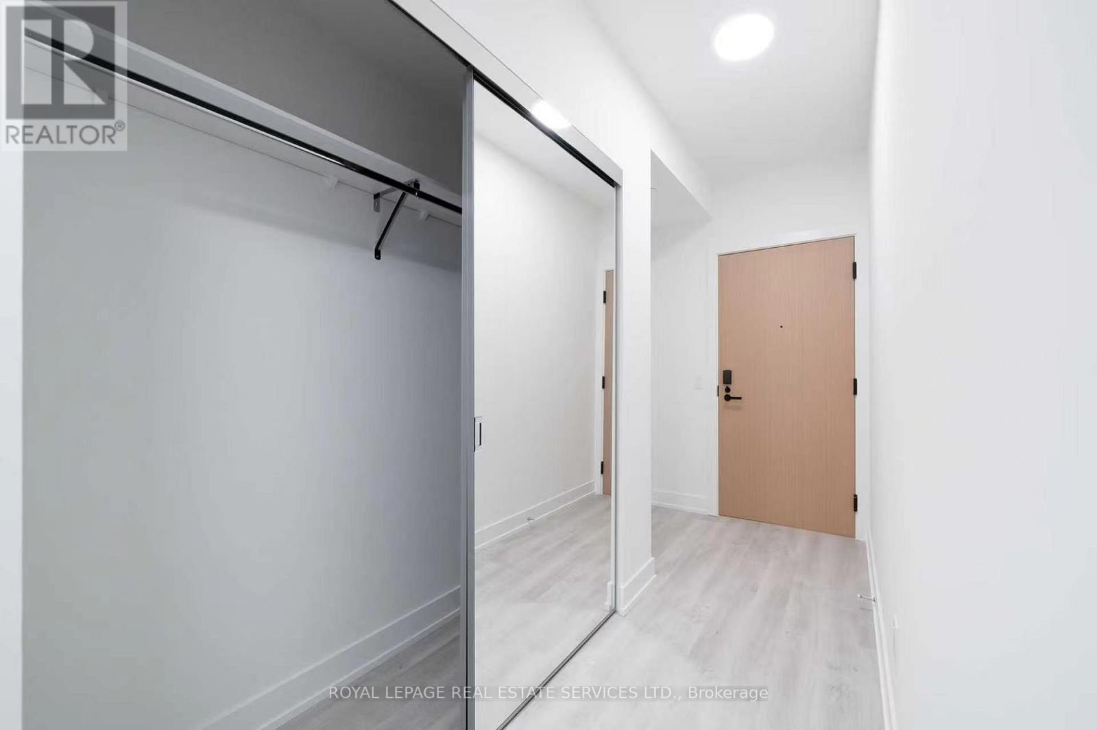 1207 - 60 Central Park Road Way, Toronto, Ontario  M9A 0E6 - Photo 7 - W13143230