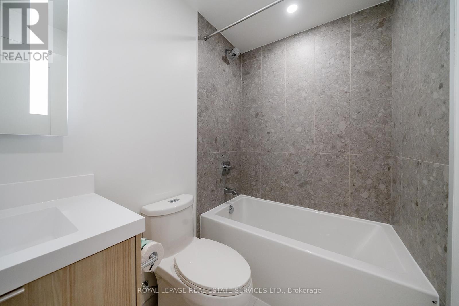 1207 - 60 Central Park Road Way, Toronto, Ontario  M9A 0E6 - Photo 9 - W13143230