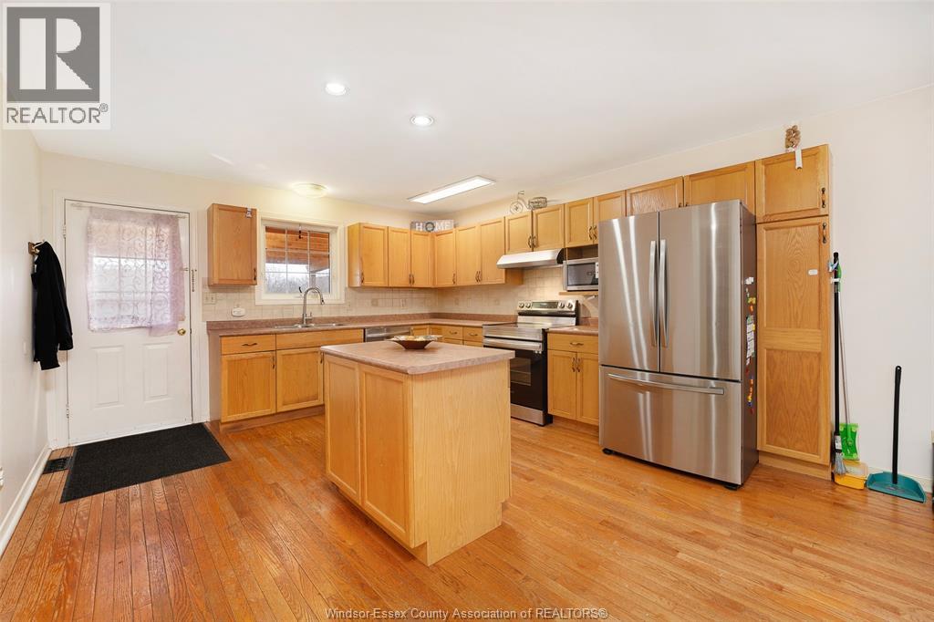 342 THORN RIDGE CRESCENT, Amherstburg, Ontario