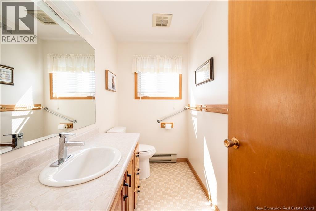 102 Briardale Drive, Moncton, New Brunswick  E1G 2B6 - Photo 21 - NB139794